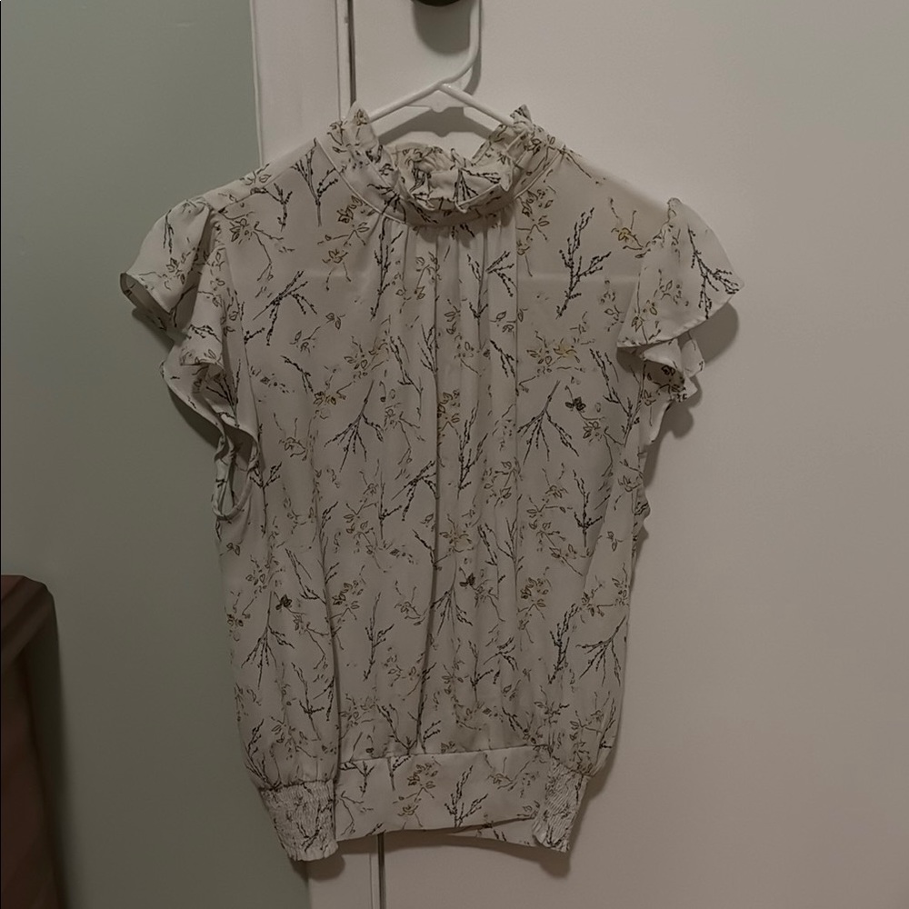 Ann Taylor Ruffled Cap Sleeve Blouse in Cream and Tan